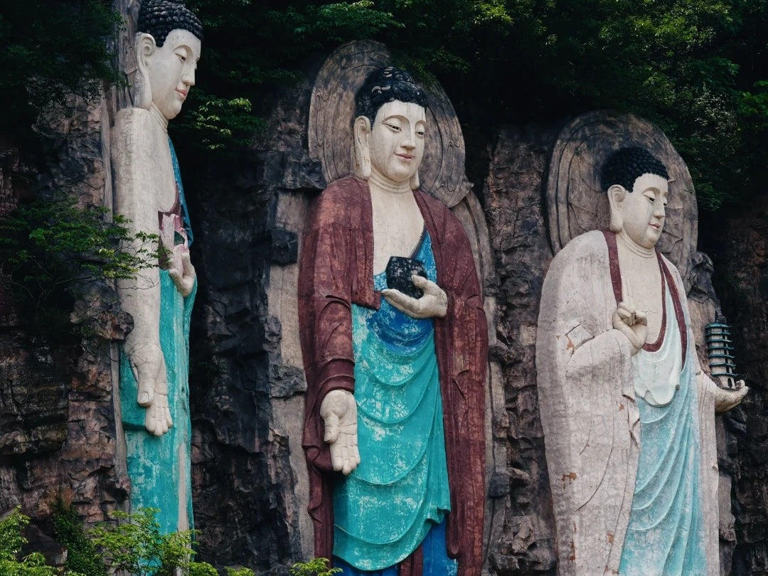 The Compassionate Legacy of the Medicine Buddha: A Deep Dive into Spiritual Healing