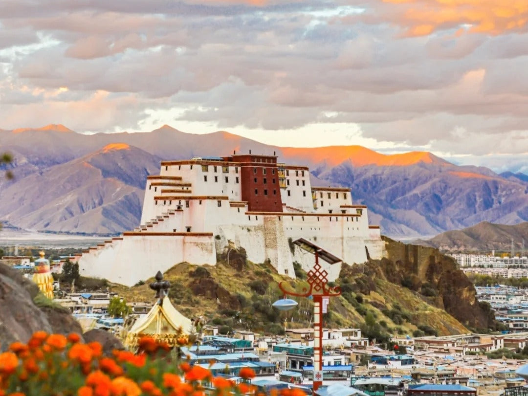 Tibetan Silver Jewelry: Tibetan Traditional Symbols