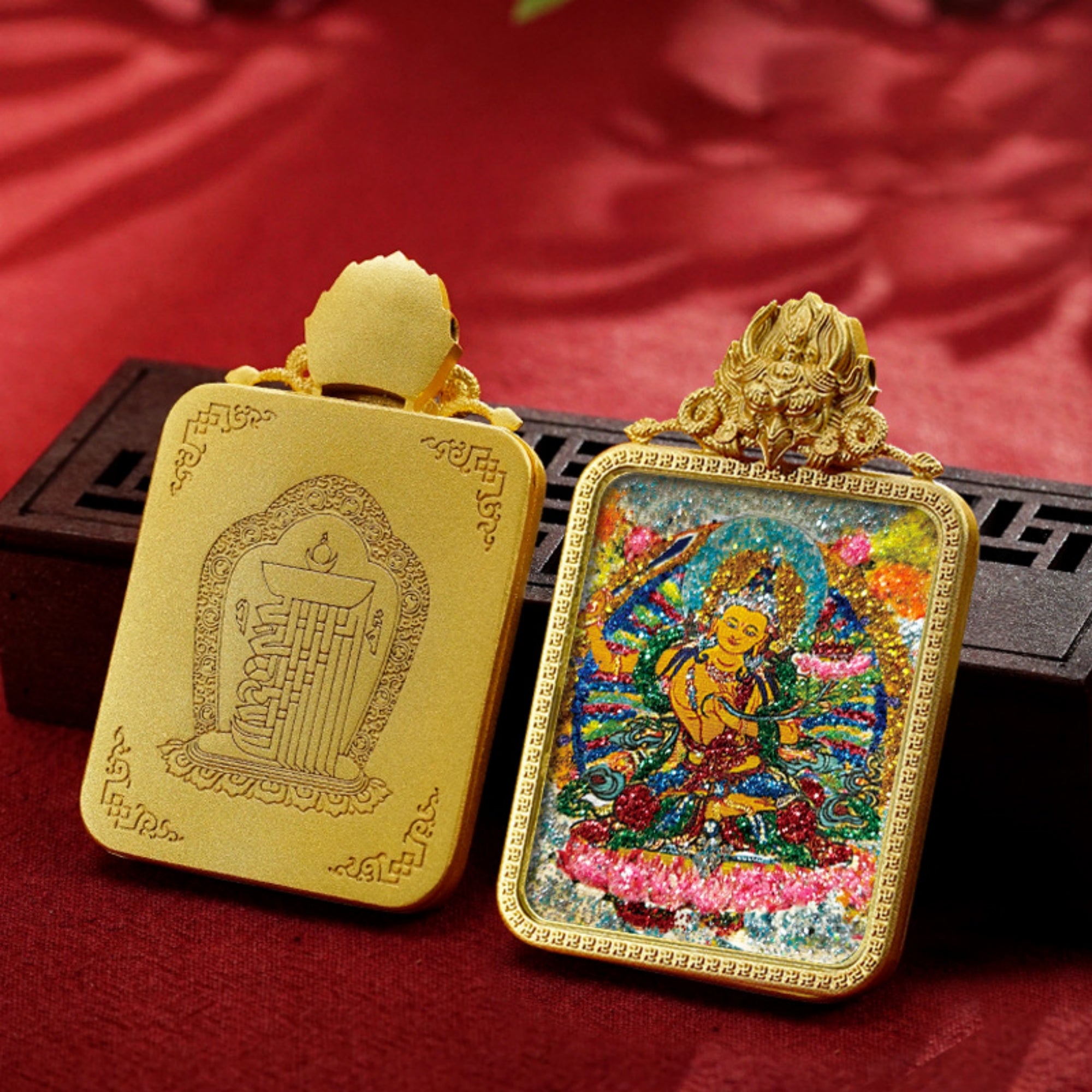 QiLing Aura Handcrafted Colored Sand Brass Thangka Buddha Pendant Necklace