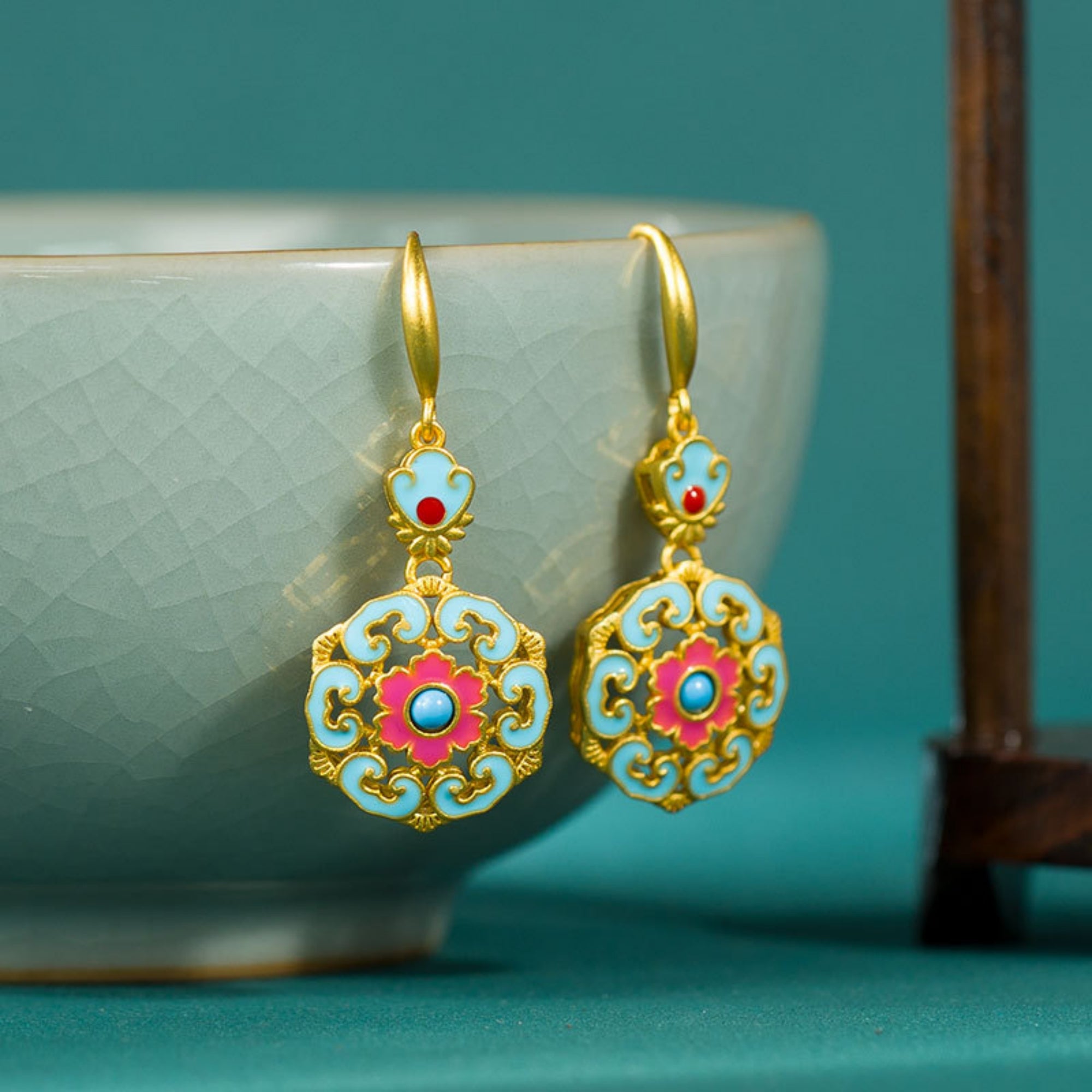 QiLing Aura Enamel Painted Auspicious Cloud Gold-Plated Earrings