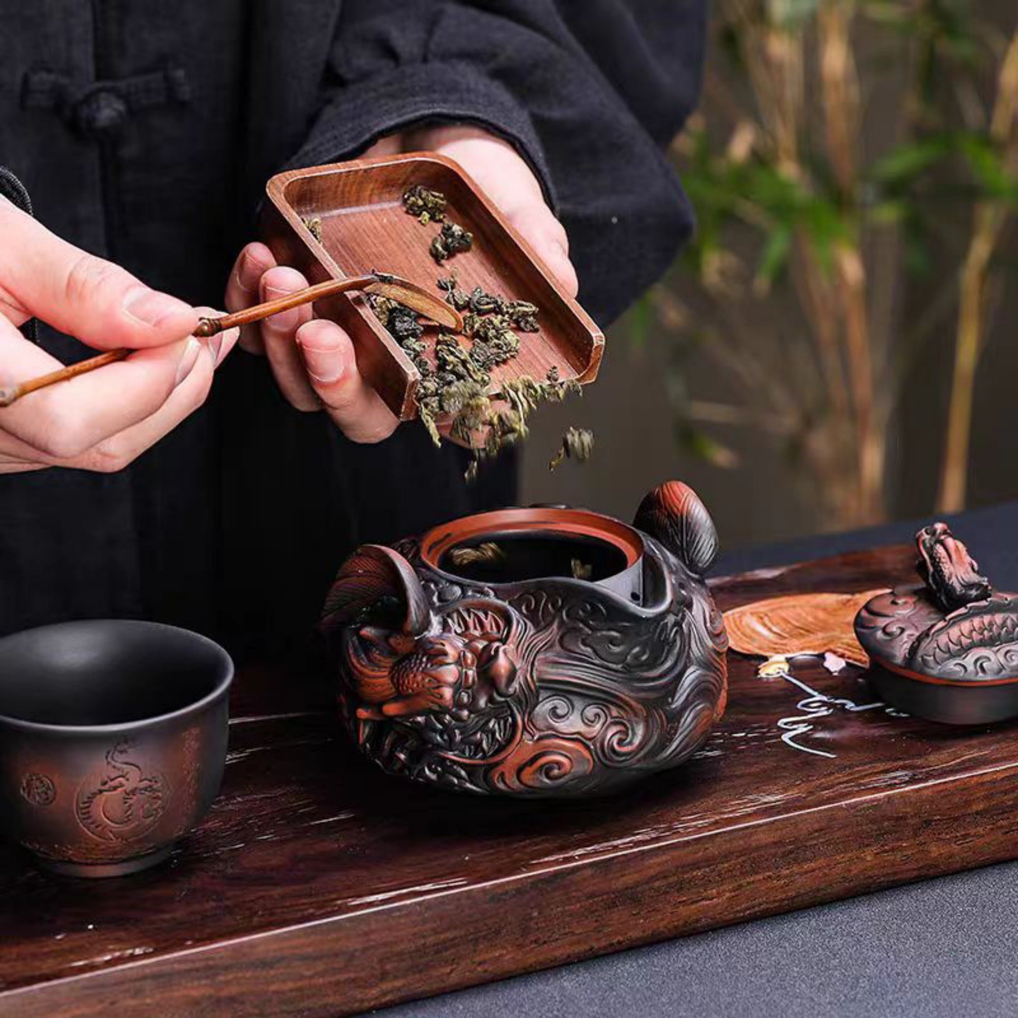 QiLing Aura Handmade Purple Clay Dragon Relief Portable Tea Set