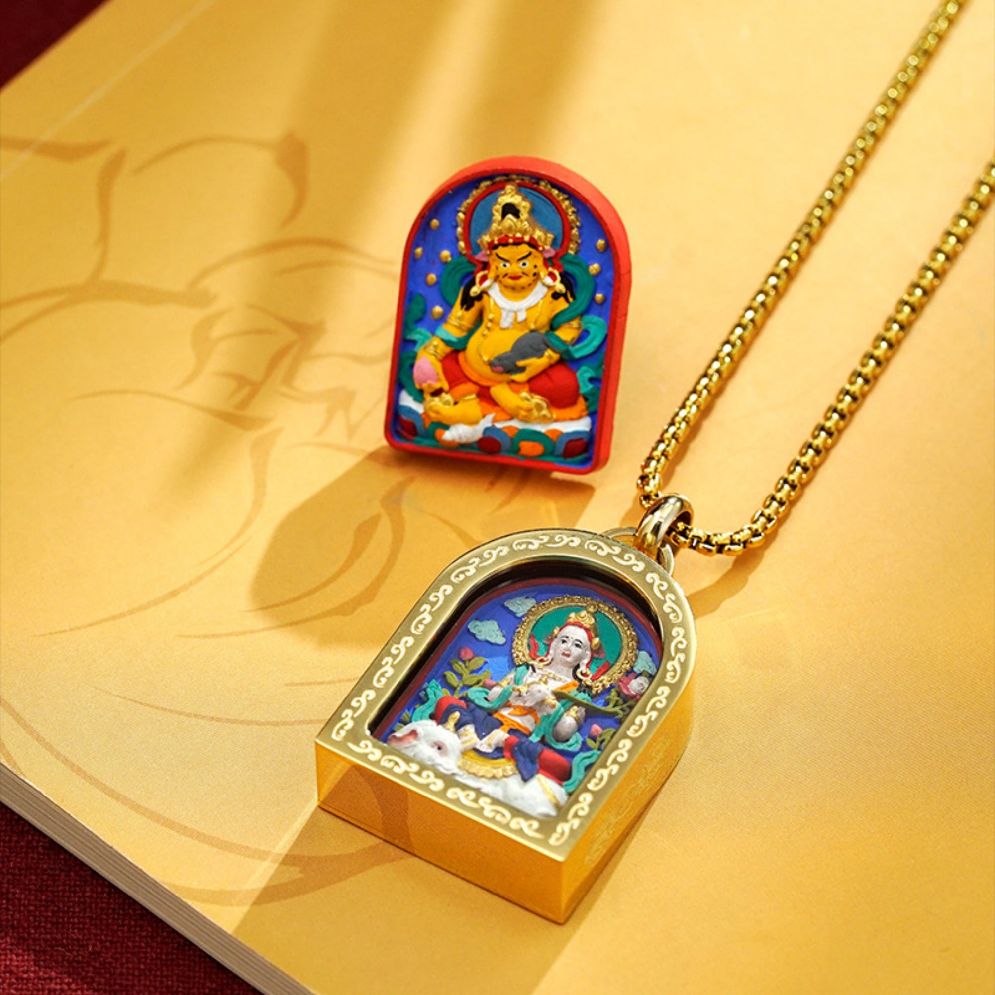 QiLing Aura Tibetan Zakiram Three-Dimensional Thangka Pendant Necklace