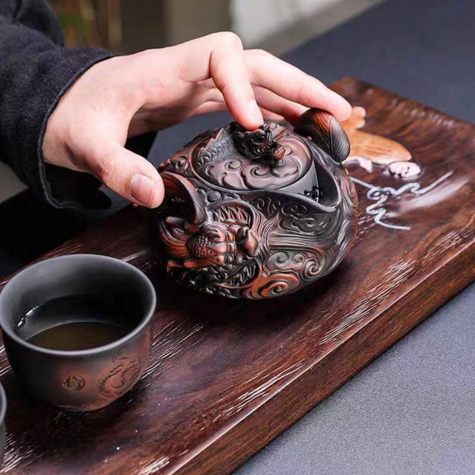 QiLing Aura Handmade Purple Clay Dragon Relief Portable Tea Set