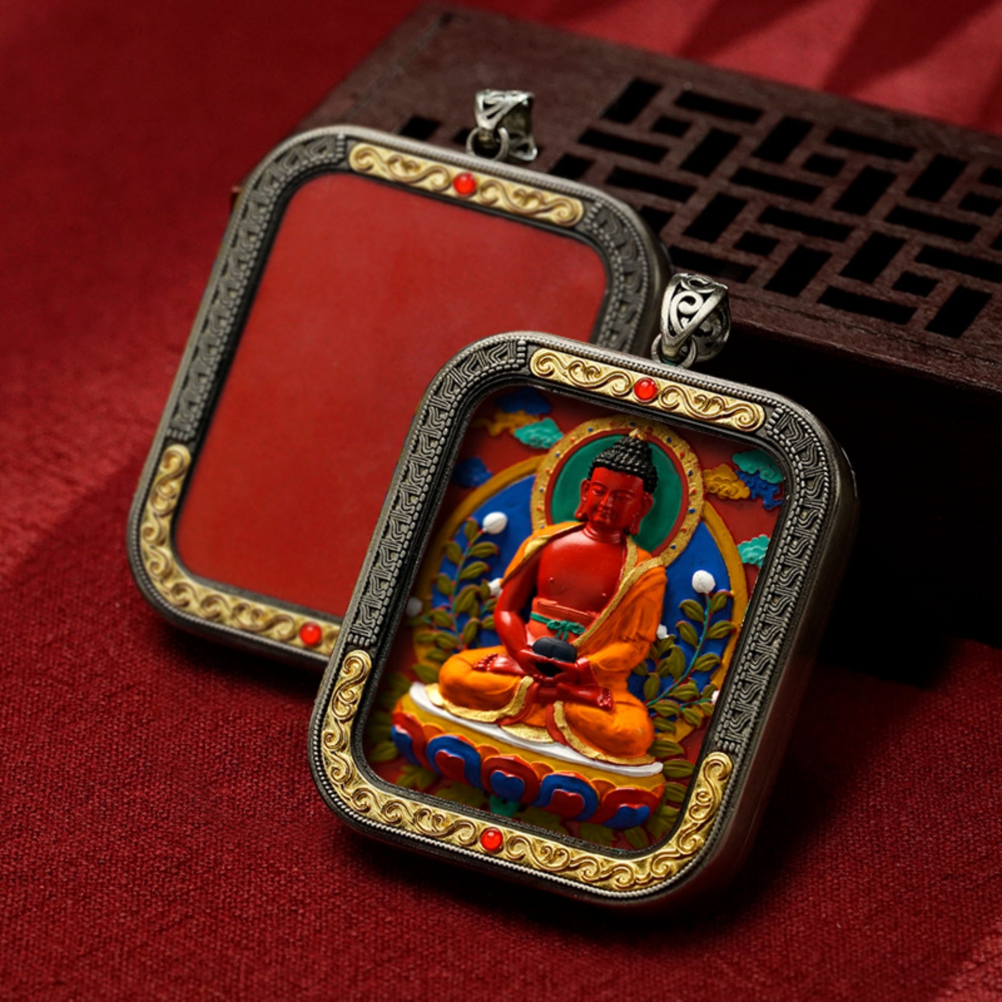 QiLing Aura Hand-Painted Thangka Buddha Pendant (Ga Wu Box)