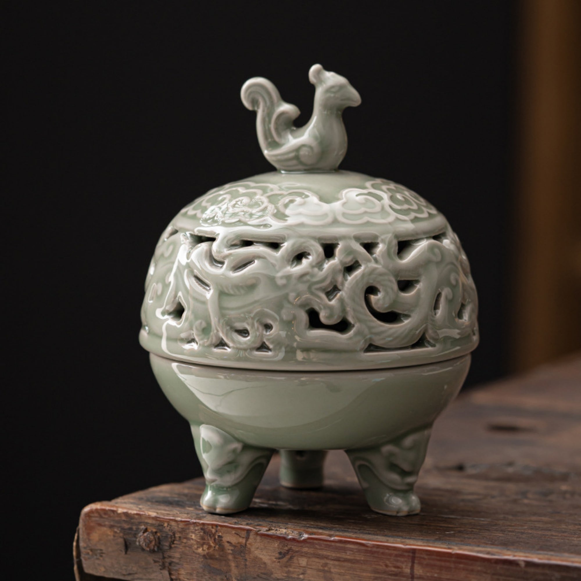 QiLing Aura Vermilion Bird Ceramic Incense Burner