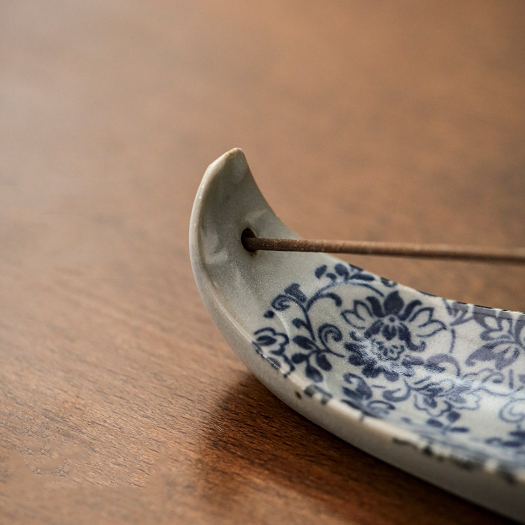 QiLing Aura Blue and White Porcelain Incense Holder