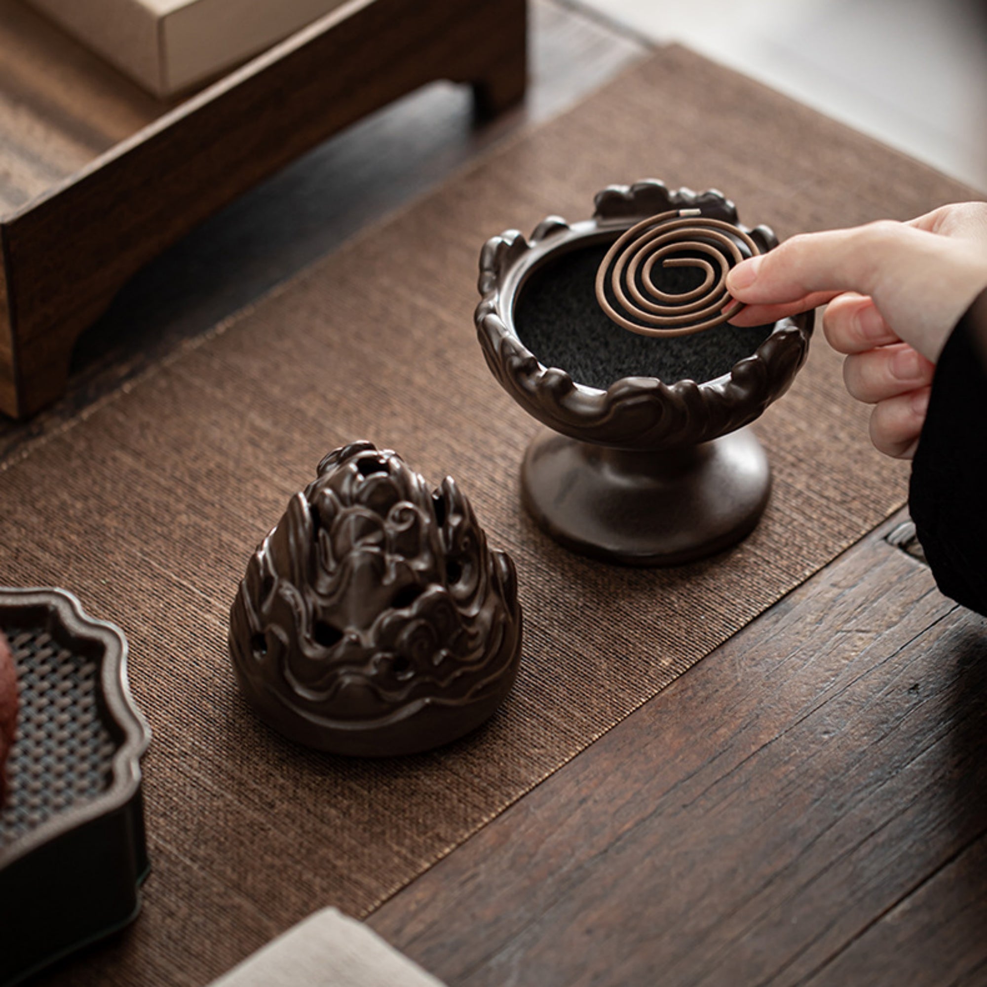 QiLing Aura Boshan Stove Ceramic Incense Burner