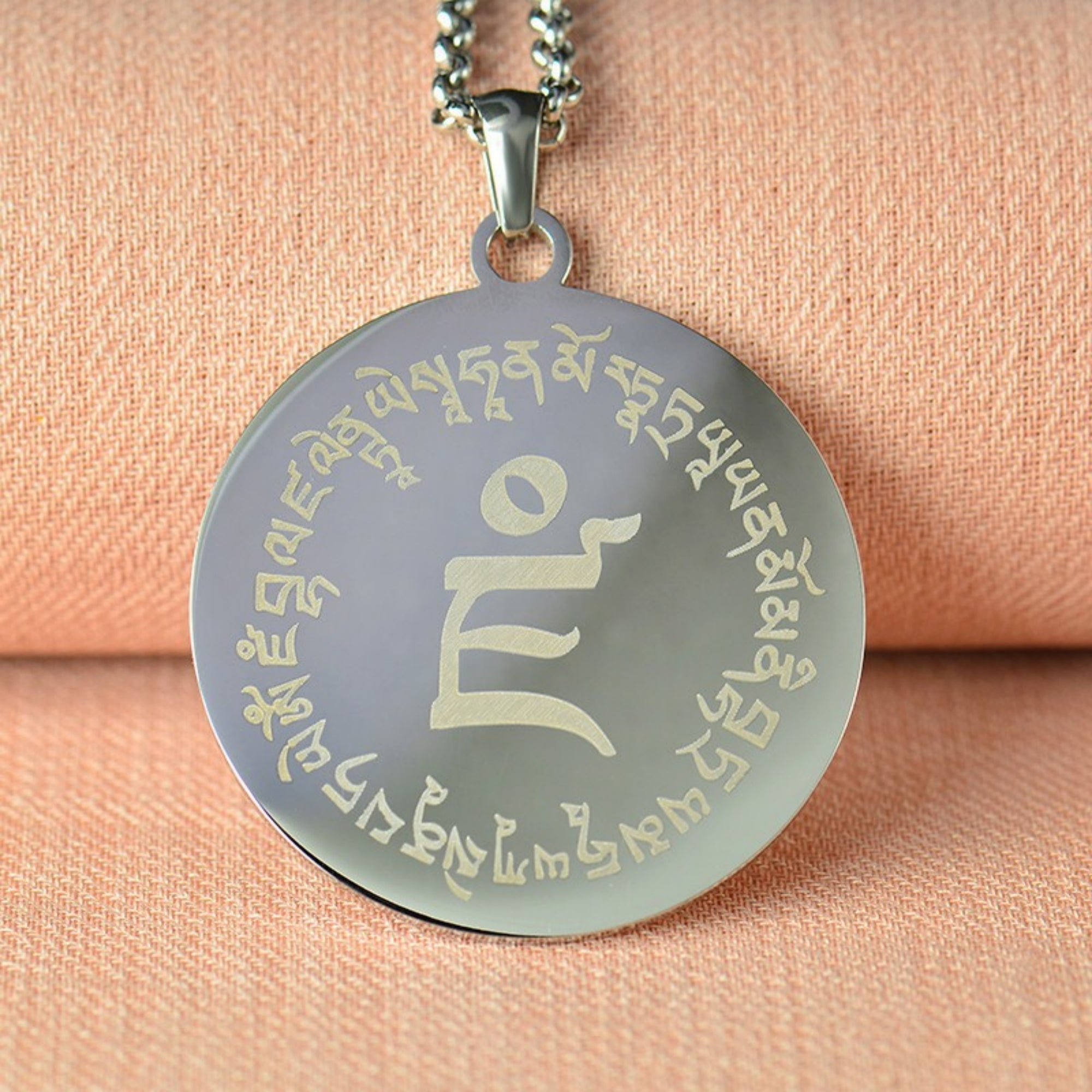 QiLing Aura Tibetan Buddhist Scripture & Mantra Necklace